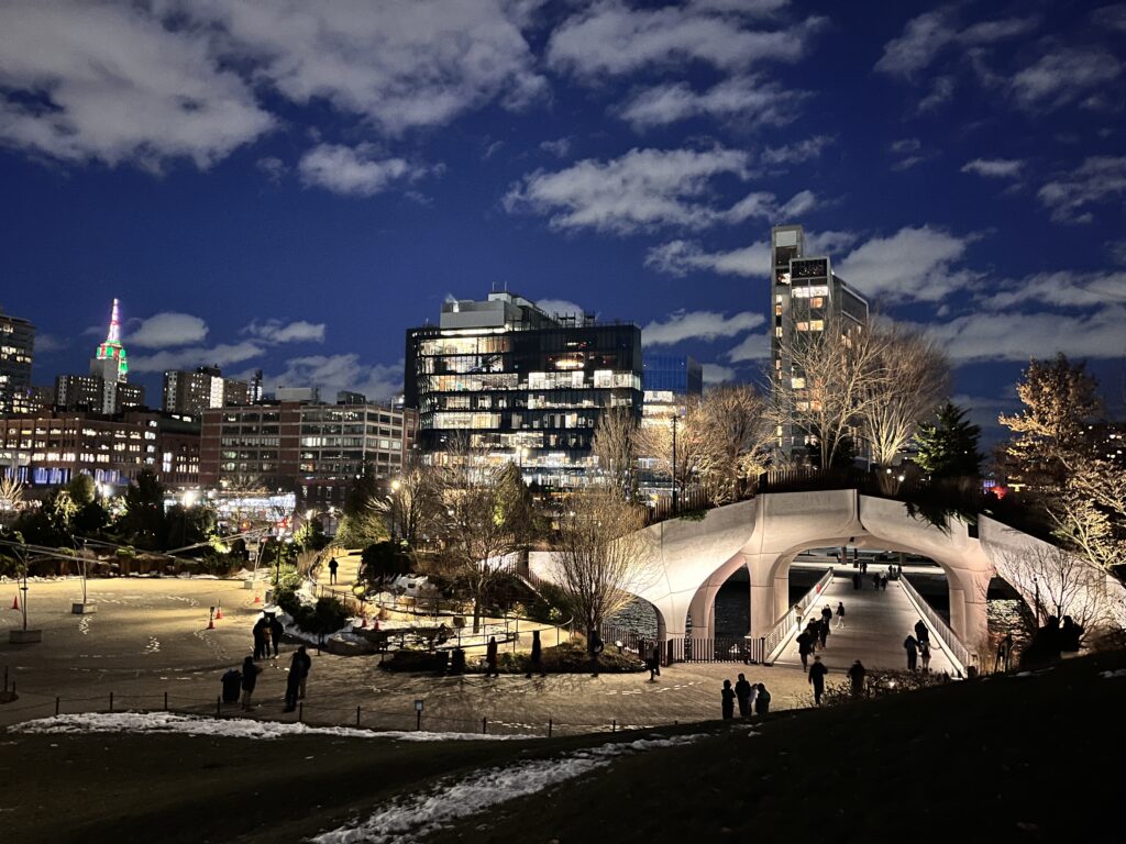 リトルアイランド 内部