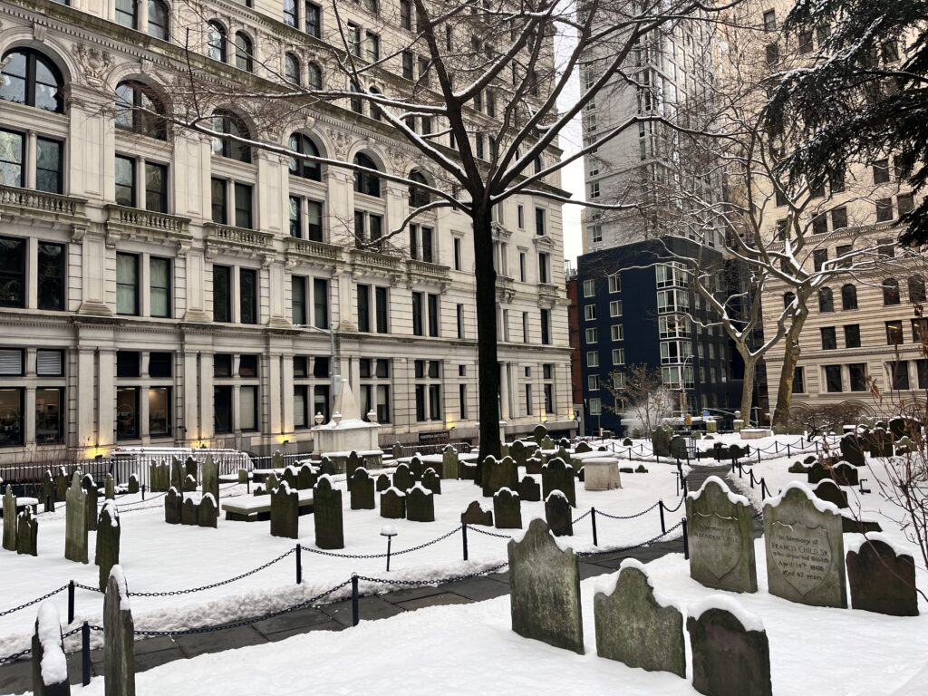 トリニティ教会 裏門